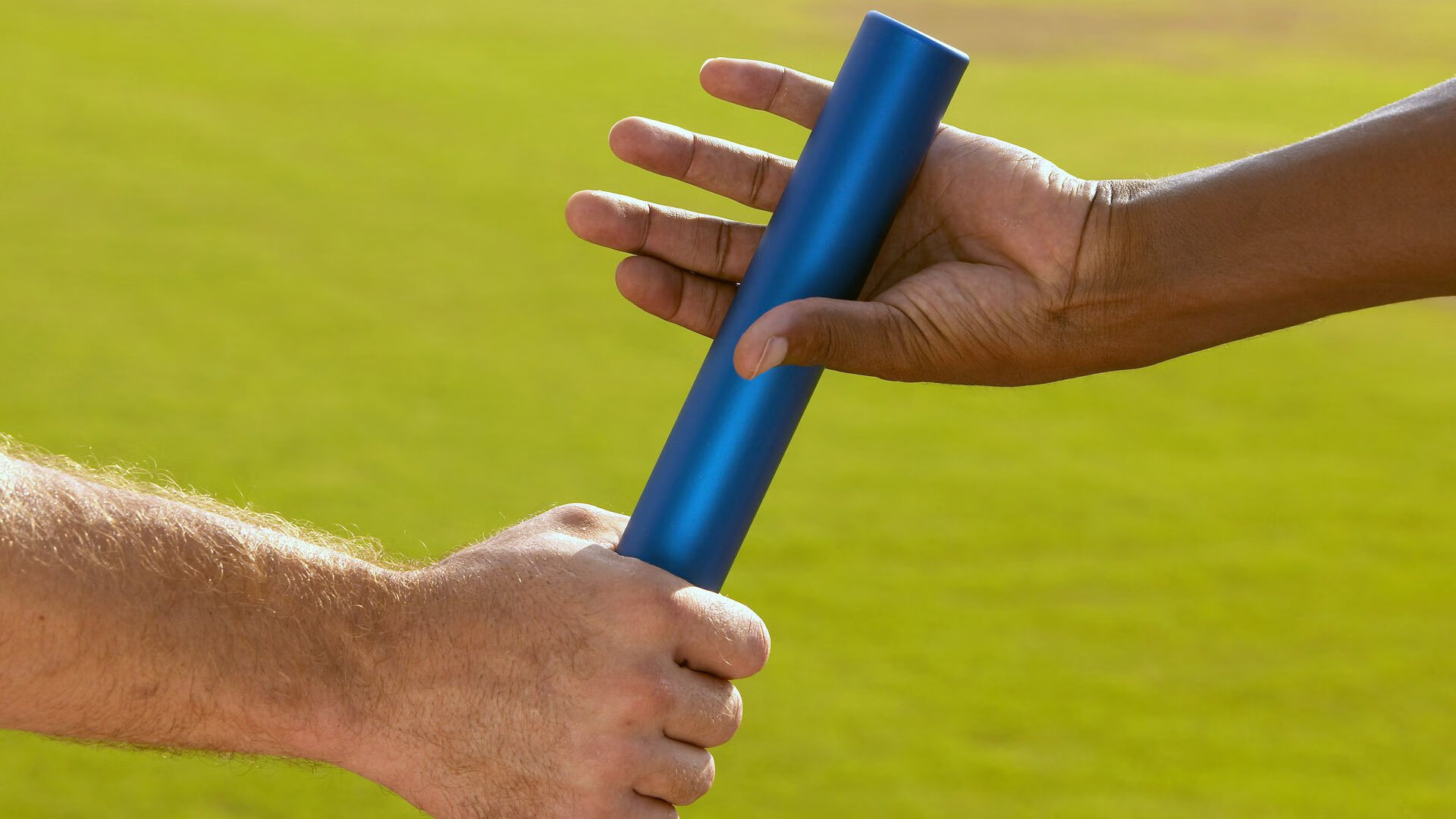 绝境看C罗!39岁传奇一剑封喉,卡塔尔爆冷乌克兰背后的足球辩证法