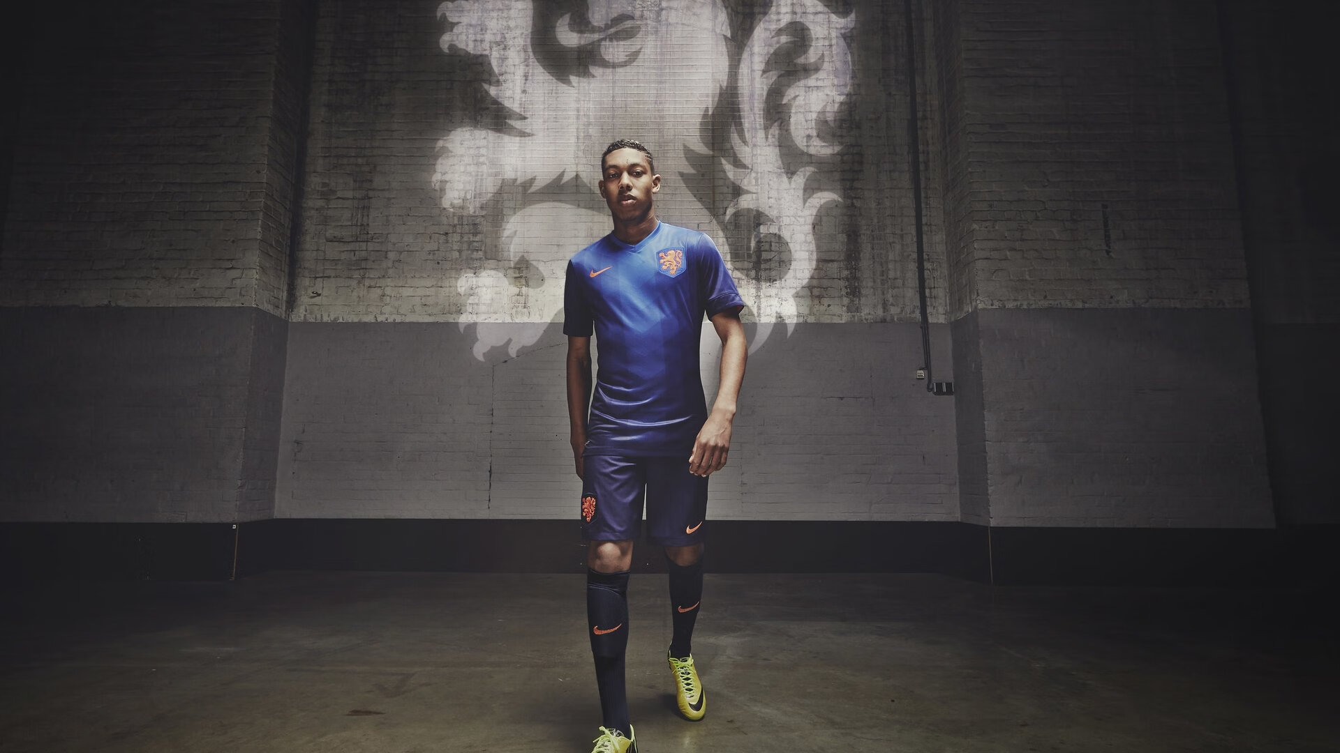 2026世界杯惊天逆转！马里绝境翻盘里昂，英格兰磐石斯通斯一战封神